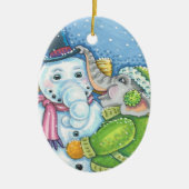 CHRISTMAS ELEPHANT BOUWT CUTE PACHYDERM SNOWMAN KERAMISCH ORNAMENT (Voorkant)