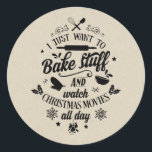 CHRISTMAS FILMS & BAKING Holiday Script Modern Ronde Sticker<br><div class="desc">Stickers. De kraft achtergrond kan worden gebruikt of verwijderd en in plaats daarvan kan een stevige kleur worden gebruikt.</div>