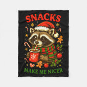 Christmas Funny Cute Feral Raccoon Snacks Make Me  Fleece Deken (Voorkant)