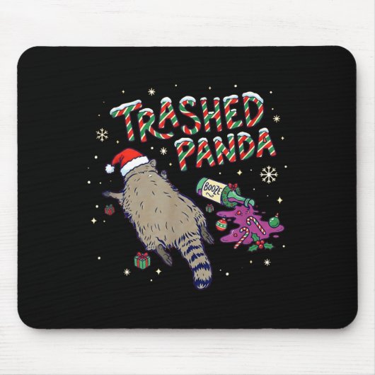Christmas Funny Trashed Panda Racoon Gets Drunk Xm Muismat (Voorkant)