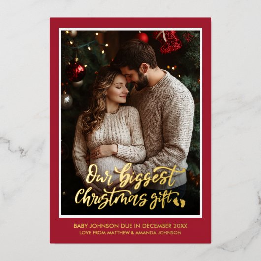 Christmas Gift Pregnancy Photo Announcement  Folie Feestdagenkaart (Voorkant)