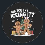 Christmas Gingerbread Man heb je geprobeerd om het Ronde Sticker<br><div class="desc">Christmas Gingerbread Man heb je geprobeerd om het te ijsberen op kerstvakantie</div>