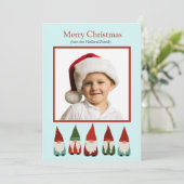 Christmas Gnomes Vakantie Fotokaart Aankondiging (Staand voorkant)