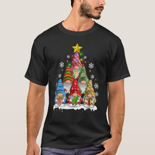 Christmas Gnomies Xmas Pine Tree Gnome Garden T-shirt (Voorkant)