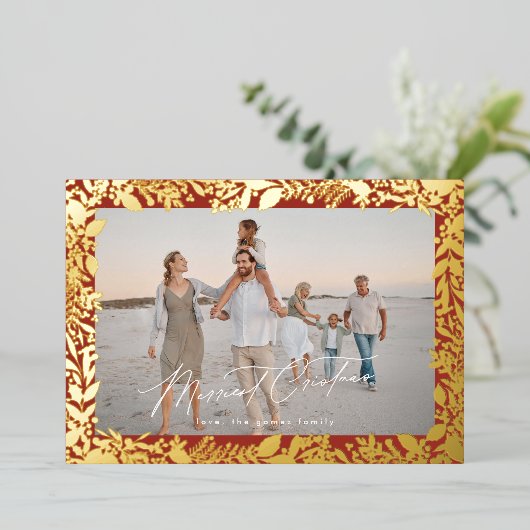 Christmas Gold Red Botanical Lijst Merriest Foto Folie Feestdagenkaart (Staand Voorkant)