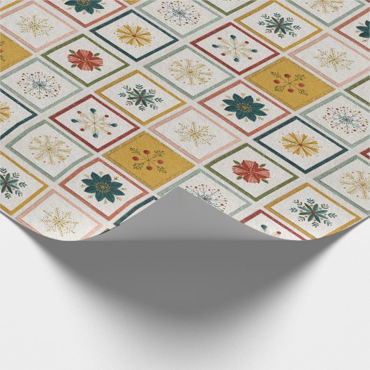 Christmas Grid of Flowers, Leaves & Snowflakes Cadeaupapier (Hoek)