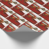 Christmas Highland Cow In Old Red Pickup Truck Cadeaupapier (Hoek)