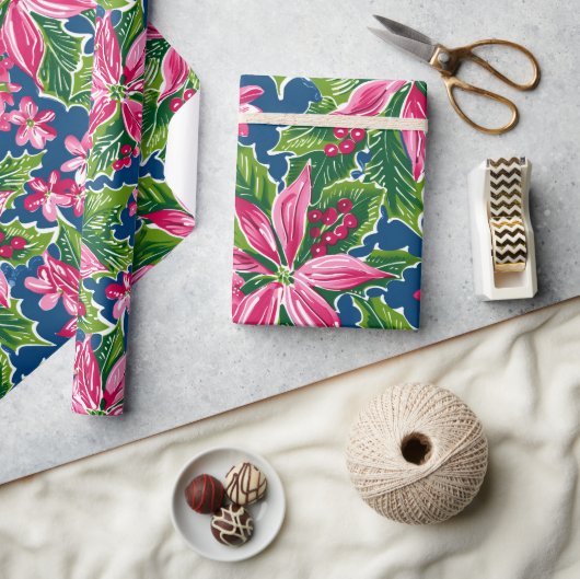 Christmas Holly And Flower Patterned Cadeaupapier (Crafts)