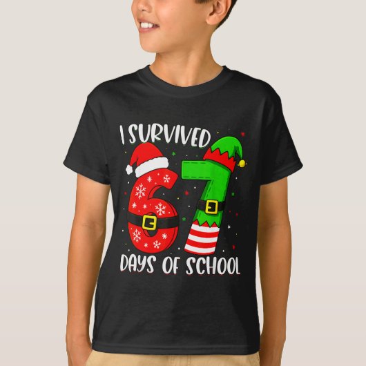 Christmas I Survived 67 Days Of School Funny Six S T-shirt (Voorkant)