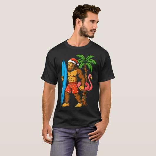 Christmas In July Bigfoot Hawaiian Xmas Palm Tree T-shirt (Voorkant volledig)