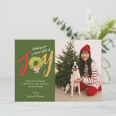 Christmas Joy Krans Bow Leuke Typografie Schattige Feestdagenkaart (Staand voorkant)