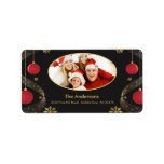 CHristmas Lijst FOTO Retouradres Label<br><div class="desc">Kleed je enveloppen, kerstkaarten, kerstfeestuitnodigingen aan & dank je briefkaarten met onze kerstbal foto lijst retour adreslabels! Dit retouradreslabel heeft een lijst op een zwarte achtergrond met rode kerstballen en gouden accenten. De perfecte finishing touch voor uw enveloppen! Bezoek ons op www.celebrateitholidays.com. om onze hele lijn van vakantie een van...</div>