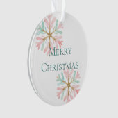 Christmas Mint Roze Sneeuwvlokken op Wit Ornament (voorkant)