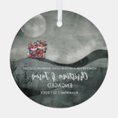 Christmas Mountain Hills Wandelend Paar Verloving Glas Ornament (Achterkant)