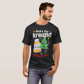 Christmas Nurse Roc'n Around The Christmas Tree NI T-shirt (Voorkant volledig)