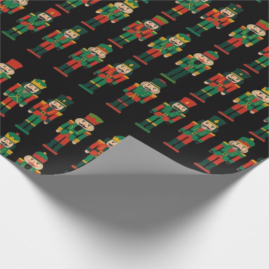 Christmas Nutcrackers on Black Cadeaupapier (Hoek)