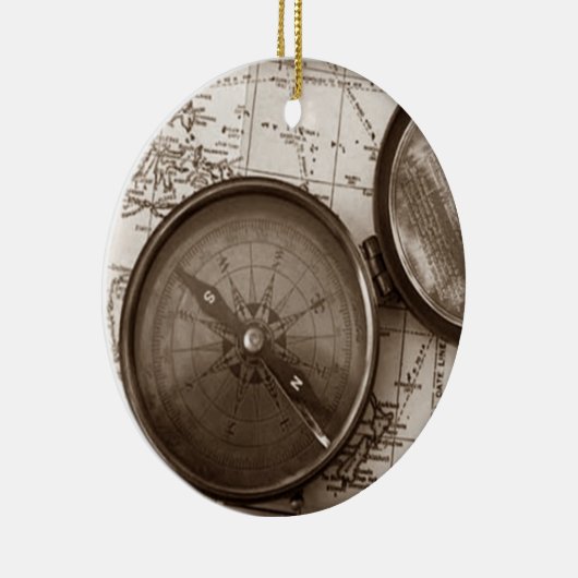 CHRISTMAS ORNAMENT VAN GLOBETROTTER (Rechts)