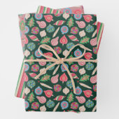 Christmas Ornaments Gift Wrap Set of Three Inpakpapier Vel (In situ)