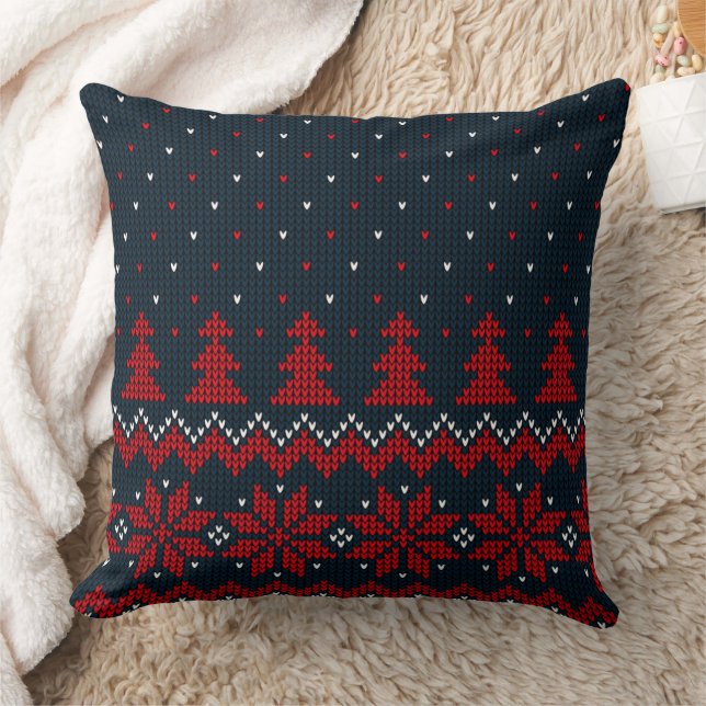 Christmas Pillow with Red Trees & Snowflakes Kussen (Deken)