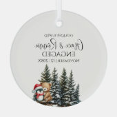 Christmas Pine Tree Beer Penguin Paar Verloving Glas Ornament (Achterkant)