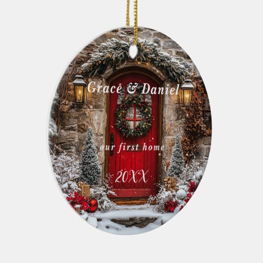 Christmas Red Door Wreath "Our First Home" Keramisch Ornament (Rechts)