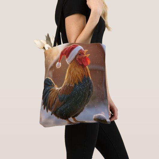 Christmas Rooster Wearing a Santa Hat Tote Bag (Dichtbij)