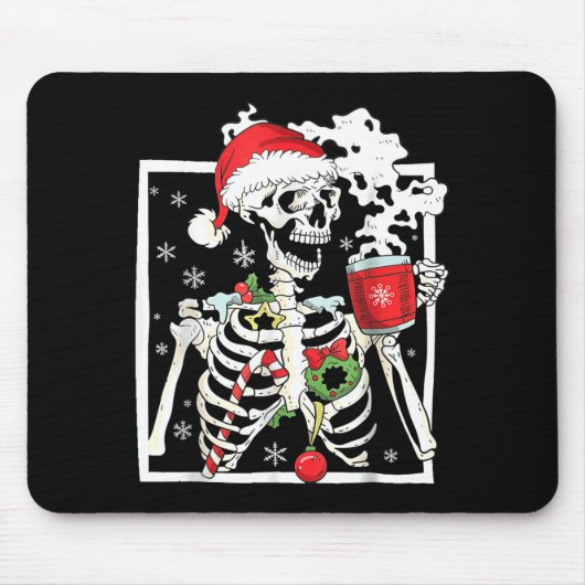 Christmas Skeleton With Smiling Skull Drinking Cof Muismat (Voorkant)