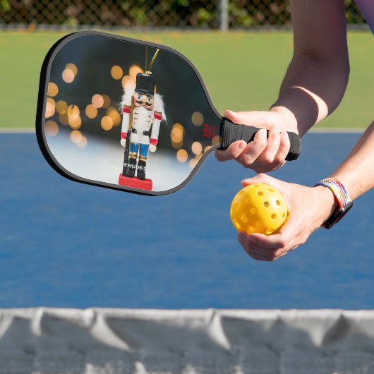 Christmas SlipperyJoe notenkraker beeldje ornament Pickleball Paddle (Insitu)