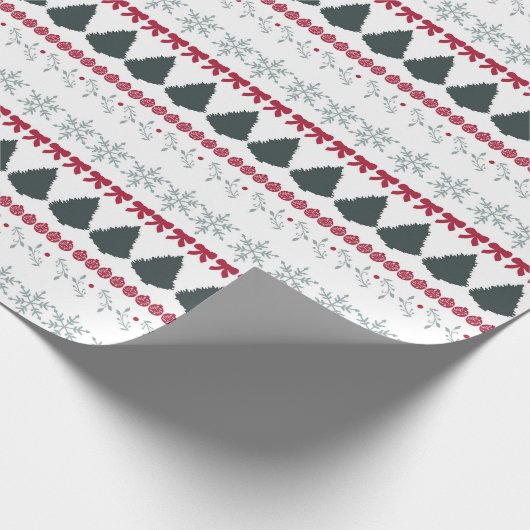 Christmas Snowflakes and Trees Cadeaupapier (Hoek)