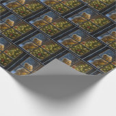 Christmas Teddy Bear Decorating a Tree Cadeaupapier (Hoek)