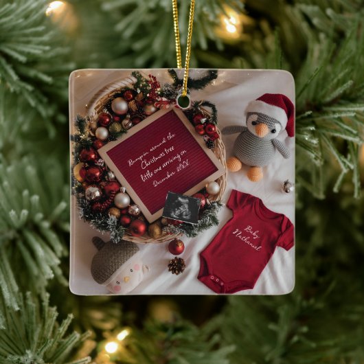 Christmas themed pregnancy announcement keramisch ornament (Boom)