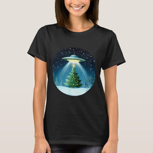 Christmas Tree Beamed By Ufo For Interstellar Holi T-shirt (Voorkant)