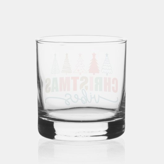 Christmas Vibes - Kleurrijke Vakantiebomen Ontwerp Whisky Glas (Achterkant)