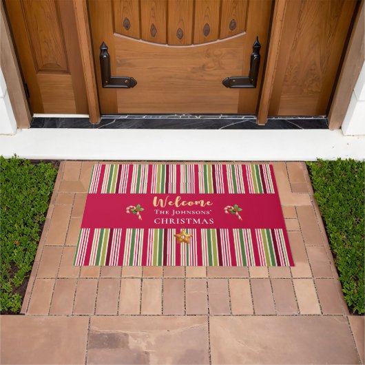 Christmas Welcome – Red, Green & Gold Stripes Deurmat (Buiten)
