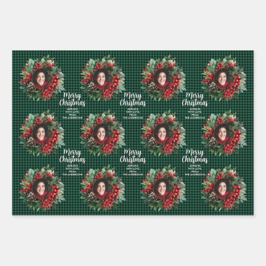 Christmas Wreath Plaids Family Photos Personalized Inpakpapier Vel (Voorkant)