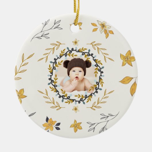 Christmastime Deer Yellow Cream Floral Photo Keramisch Ornament (Voorkant)