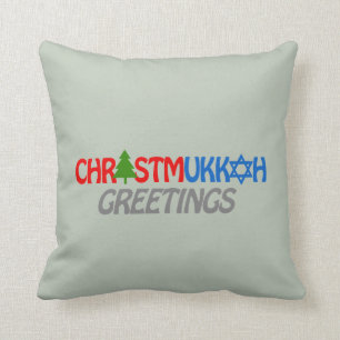 CHRISTMUKKAH GREETINGS -.png Kussen