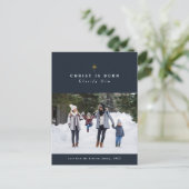 Christus is een religieuze kerstfoto geboren feestdagenkaart (Staand voorkant)