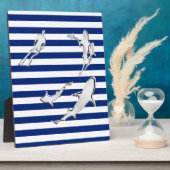 Chrome als duiker en haaien op nautische strepen fotoplaat (Zijkant)