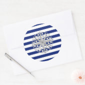 Chrome als kompas op de Nautical Stripes Ronde Sticker (Envelop)