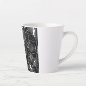 Chrome Daydream Vrouw Metaal Latte Mok (Rechts)