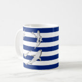 Chrome Diver en Sharks Silhouettes op Stripes Koffiemok (Voorkant links)