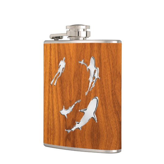 Chrome Diver n Sharks op Teak Print Heupfles (Links)