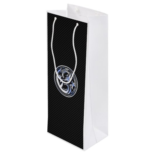 Chrome Dragon Crest in Carbon Fiber Print Wijn Cadeautas (Achterkant Gekanteld)