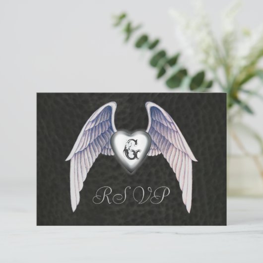 Chrome & Faux Leather Winged Heart RSVP Uitnodigin Kaartje (Staand voorkant)
