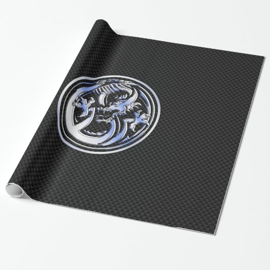 Chrome in Dragon badge on Carbon Fiber Print Cadeaupapier (Uitgerold)