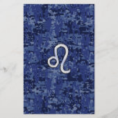 Chrome like Leo Sign on Navy Blue Digital Camo Briefpapier (Voorkant)