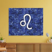Chrome like Leo Sign on Navy Blue Digital Camo Canvas Afdruk (Insitu (Woonkamer))