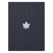 Chrome Like Maple Leaf on racy Carbon Fiber Print Tafelkleed (Voorkant)