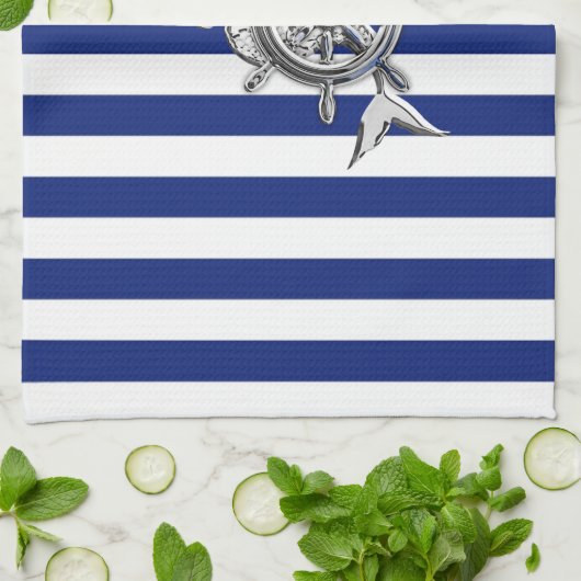 Chrome like Mermaid on Nautical Stripes Theedoek (Gevouwen)